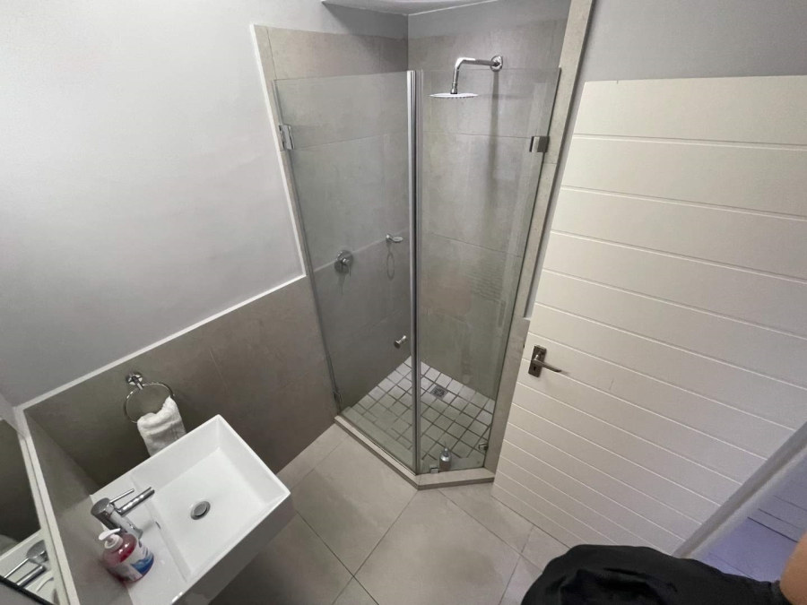 1 Bedroom Property for Sale in Sea Point Western Cape